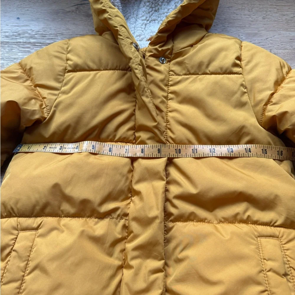 🔥KIDS Winter Hoodied Puffer Coat🔥sz M yellow price firm!